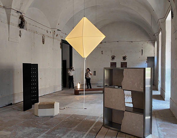 Аквариус: Выставка Integrity of Form, коллекционный дизайн, Lisbon by Design 2026